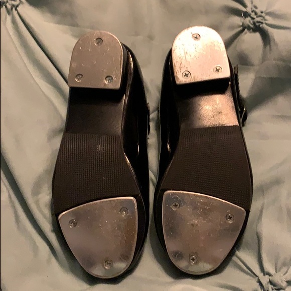 Little Girls Black Patent Leather Tap Shoes - Picture 2 of 2